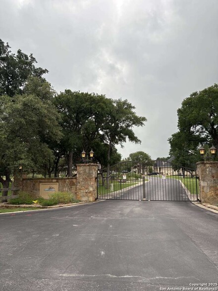 636 Carriage House Unit 30, Spring Branch, TX 78070