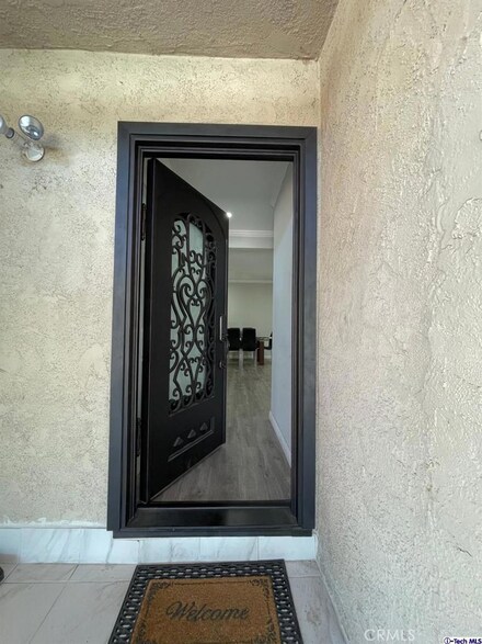 8916 Lev Ave, Arleta, CA 91331