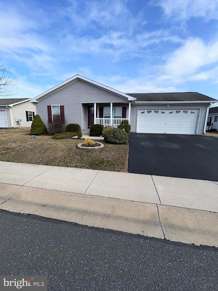 151 Random Rd, Douglassville, PA 19518