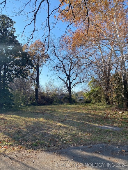 612 Muskogee, Okmulgee, OK 74447