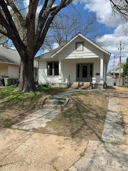 1828 Faxon Ave, Memphis, TN 38112