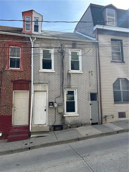 331 N Penn St, Allentown, PA 18102