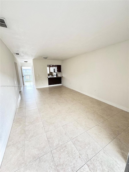6121 W 24th Ave Unit 204, Hialeah, FL 33016