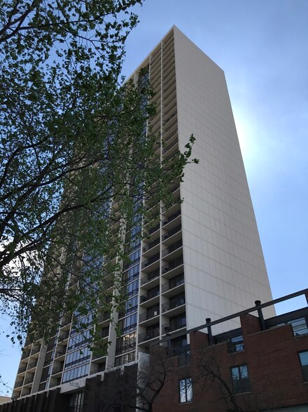1636 N Wells St Unit 2007, Chicago, IL 60614