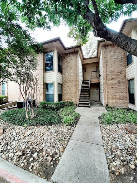 16301 Ledgemont Ln Unit 207, Addison, TX 75001