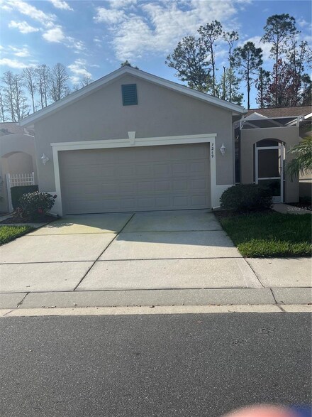 7219 Cleopatra Dr, Land O Lakes, FL 34637