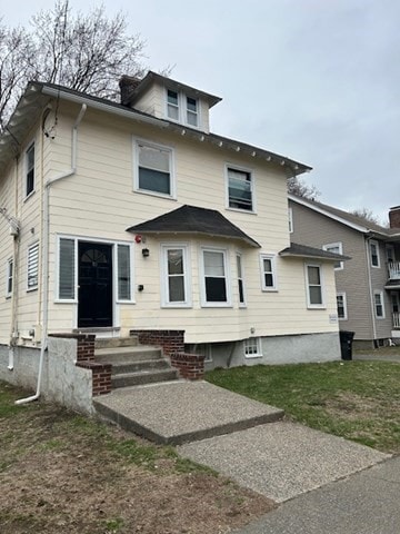 10 Edgewood Cir, Quincy, MA 02169