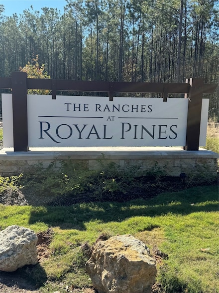 511 Queen Anne, Huntsville, TX 77340