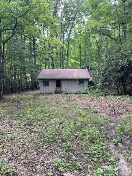38470 Blevins Rd, Chilhowie, VA 24319