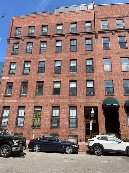 5 Appleton St Unit 5E, Boston, MA 02116