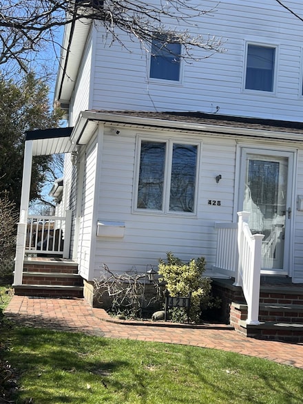 428 Ocean Ave Unit 2, East Rockaway, NY 11518