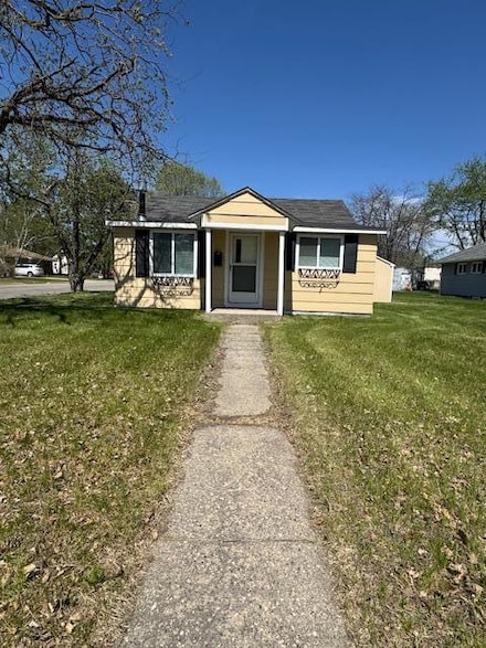 301 27th St NE, Bemidji, MN 56601