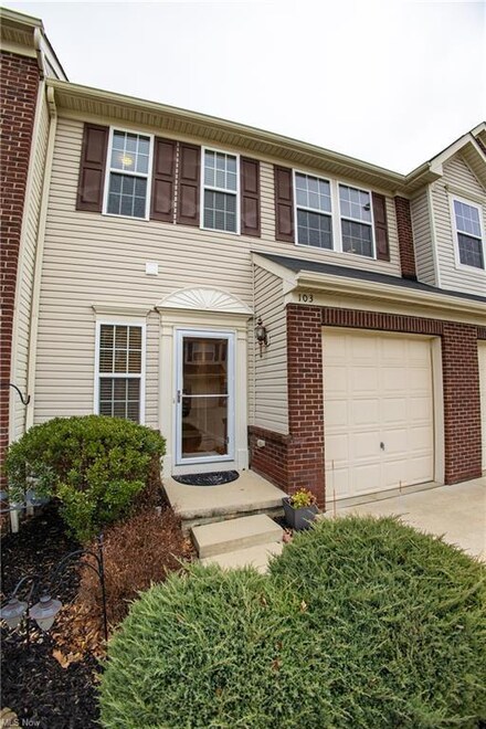 103 Pebble Ct, Berea, OH 44017