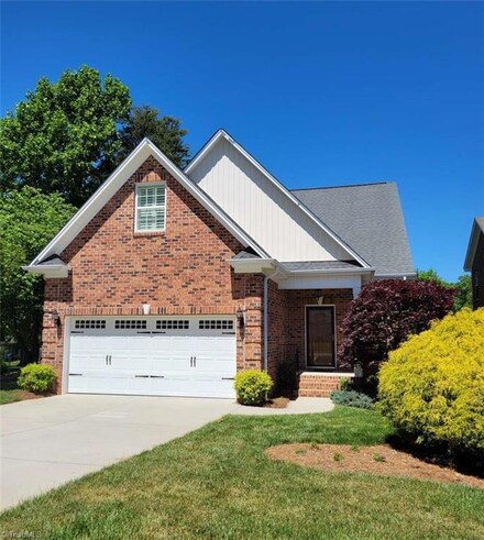 366 Carlisle Park Dr, Kernersville, NC 27284