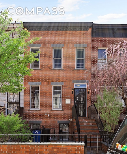 654 Vanderbilt St, Brooklyn, NY 11218