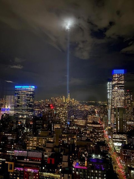 350 W 42nd St Unit 16J, New York, NY 10036
