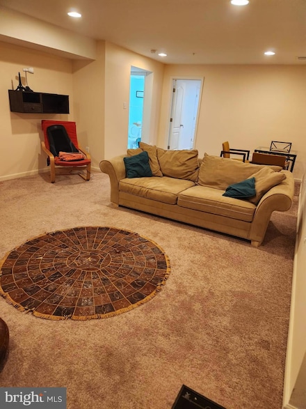 9734 Peace Springs Ridge, Laurel, MD 20723
