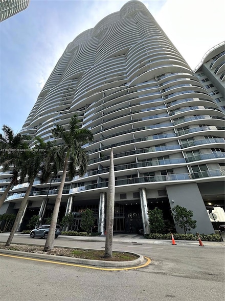 488 NE 18th St Unit 4902, Miami, FL 33132