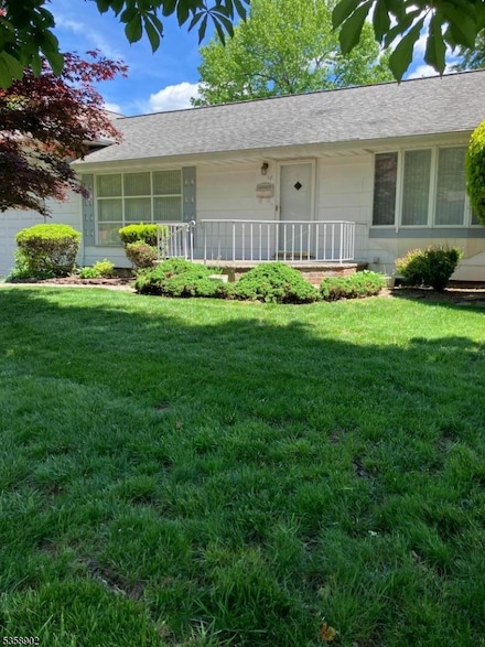 18 Blake Dr, Clark, NJ 07066