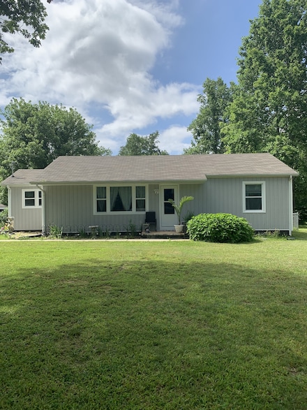 9912 Crossville Hwy, Sparta, TN 38583