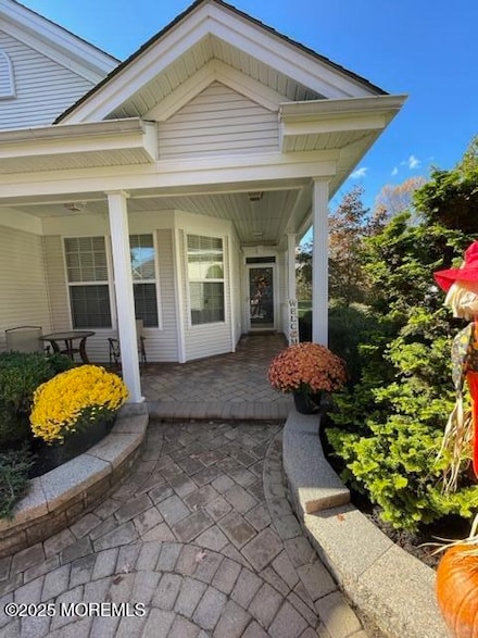 14 Cromwell Ln, Jackson, NJ 08527