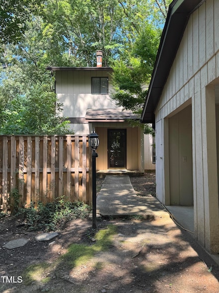 3952 Wendy Ln, Raleigh, NC 27606