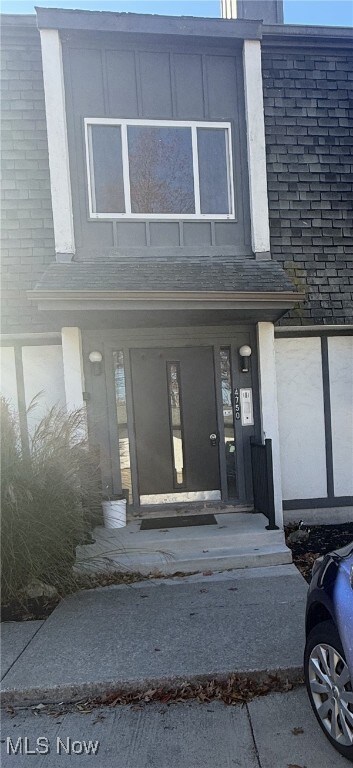 4750 Oak Point Rd Unit 304, Lorain, OH 44053