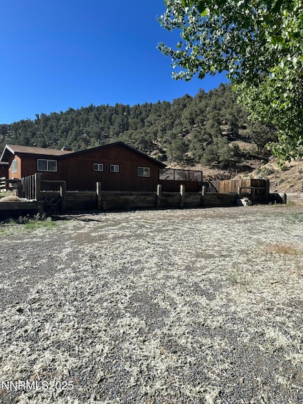 27 W Main St, Manhattan, NV 89022