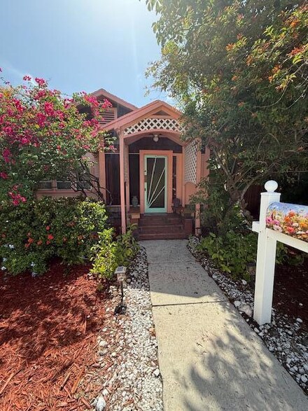 222 S Palmway Unit Front House, Lake Worth, FL 33460