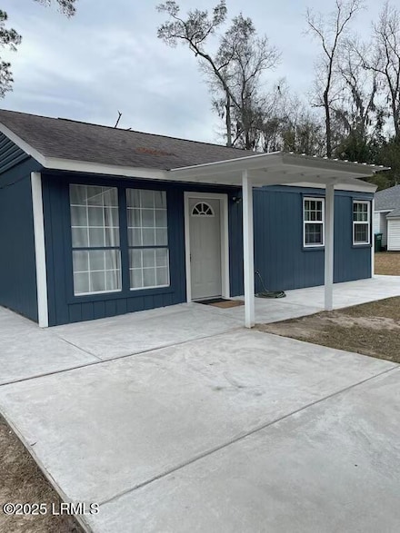 1712 Battery Park Dr, Port Royal, SC 29935