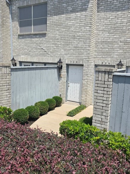334 Wilcrest Dr Unit 334, Houston, TX 77042