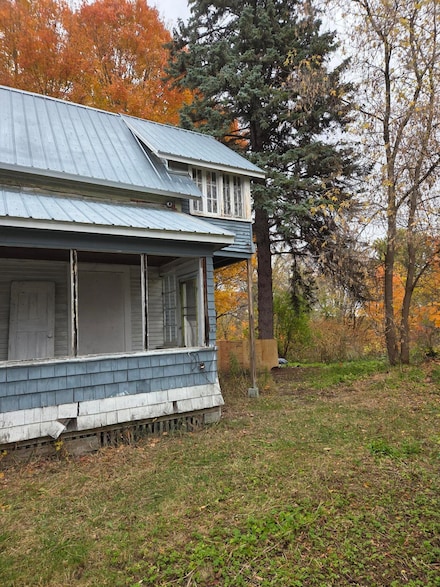 90 Academy St, Malone, NY 12953