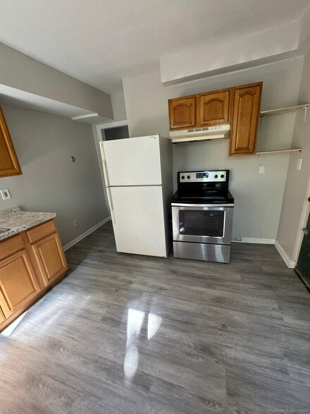 1071 Pembroke St Unit 2E, Bridge Port, CT 06608