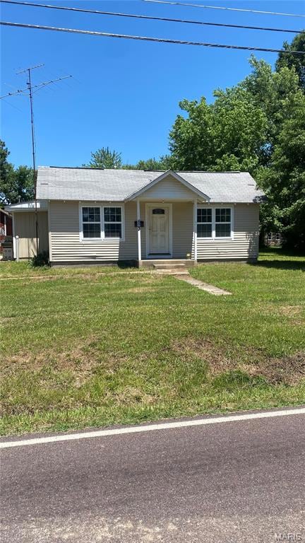 823 W Washington St, Saint James, MO 65559