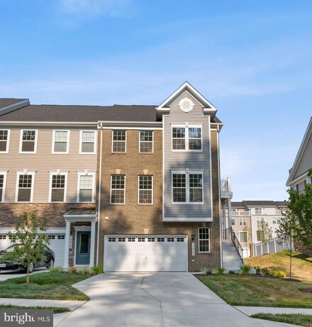 10843 Foxtrot Cir, Upper Marlboro, MD 20772