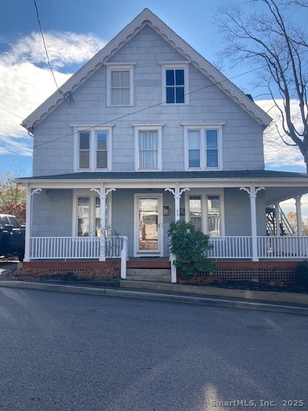 59 School St, Groton, CT 06340