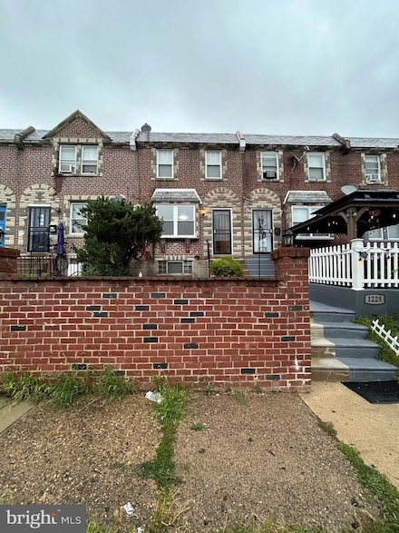 1223 Greeby St, Philadelphia, PA 19111