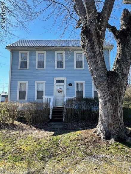 137 Baltimore St, Schellsburg, PA 15559