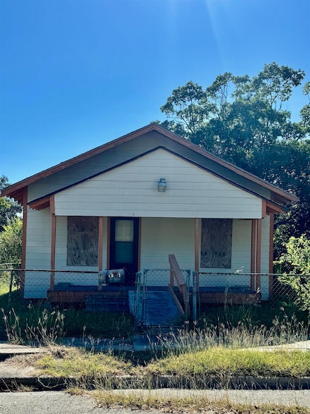 1001 Harding Ave, Port Arthur, TX 77640