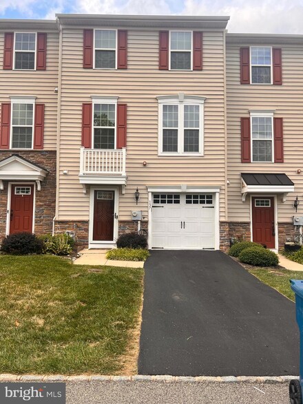 137 Old Cedarbrook Rd Unit 25, Wyncote, PA 19095