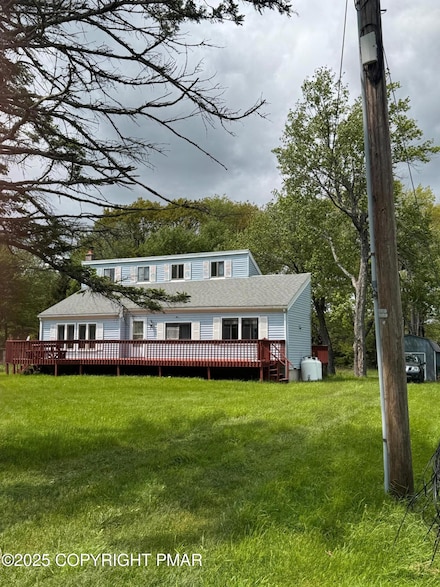 112 Ewe Ln, Tobyhanna, PA 18466