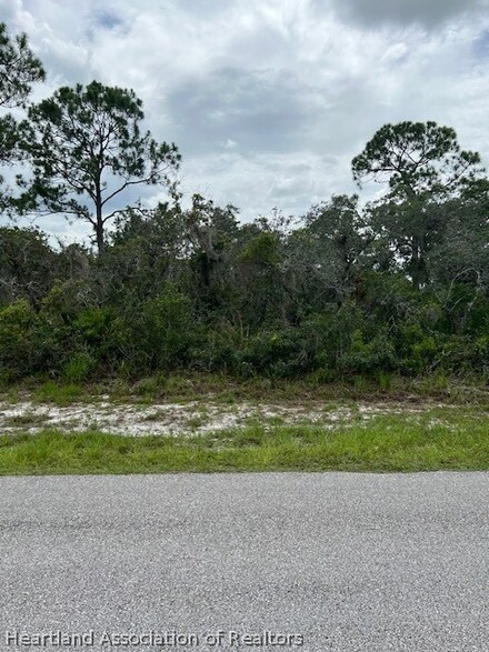 7070 San Bruno Dr, Sebring, FL 33872