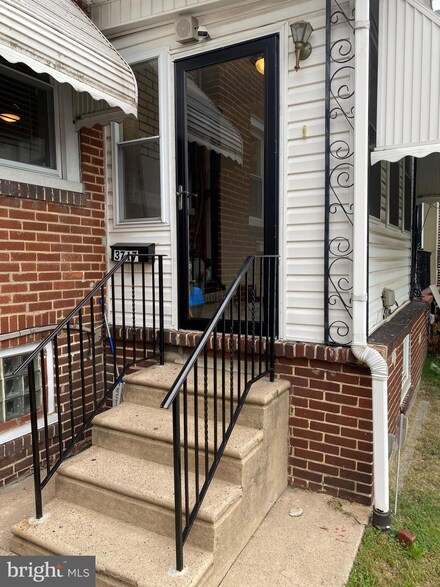 3717 Highland Ave, Camden, NJ 08105
