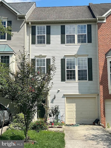 8820 Papillon Dr, Ellicott City, MD 21043