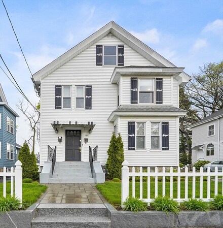 196 Ash St Unit 2, Waltham, MA 02453