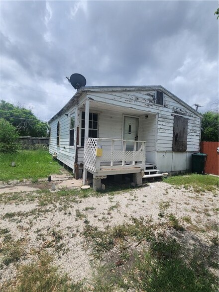 149 Pearse Dr, Corpus Christi, TX 78415