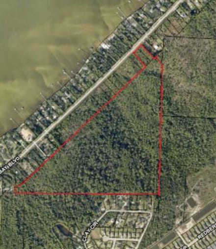 6200 Blk E Bay Blvd, Gulf Breeze, FL 32563