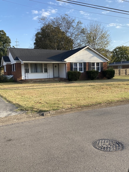 636 Magazine Rd, Pulaski, TN 38478