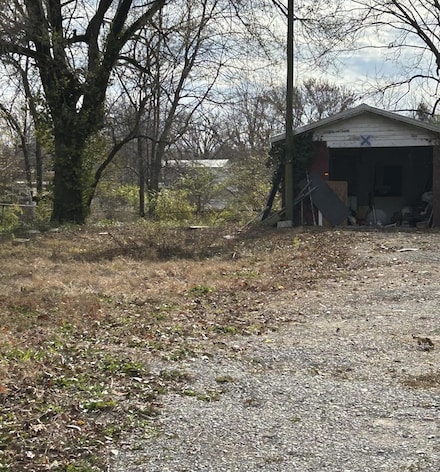 586 Hodge St, Madisonville, KY 42431