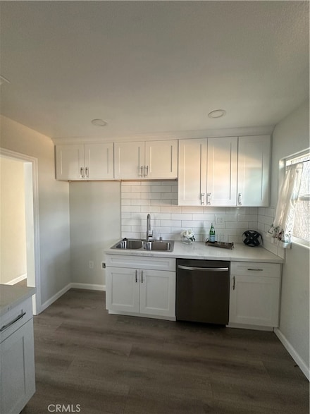 713 E 104th St, Los Angeles, CA 90002
